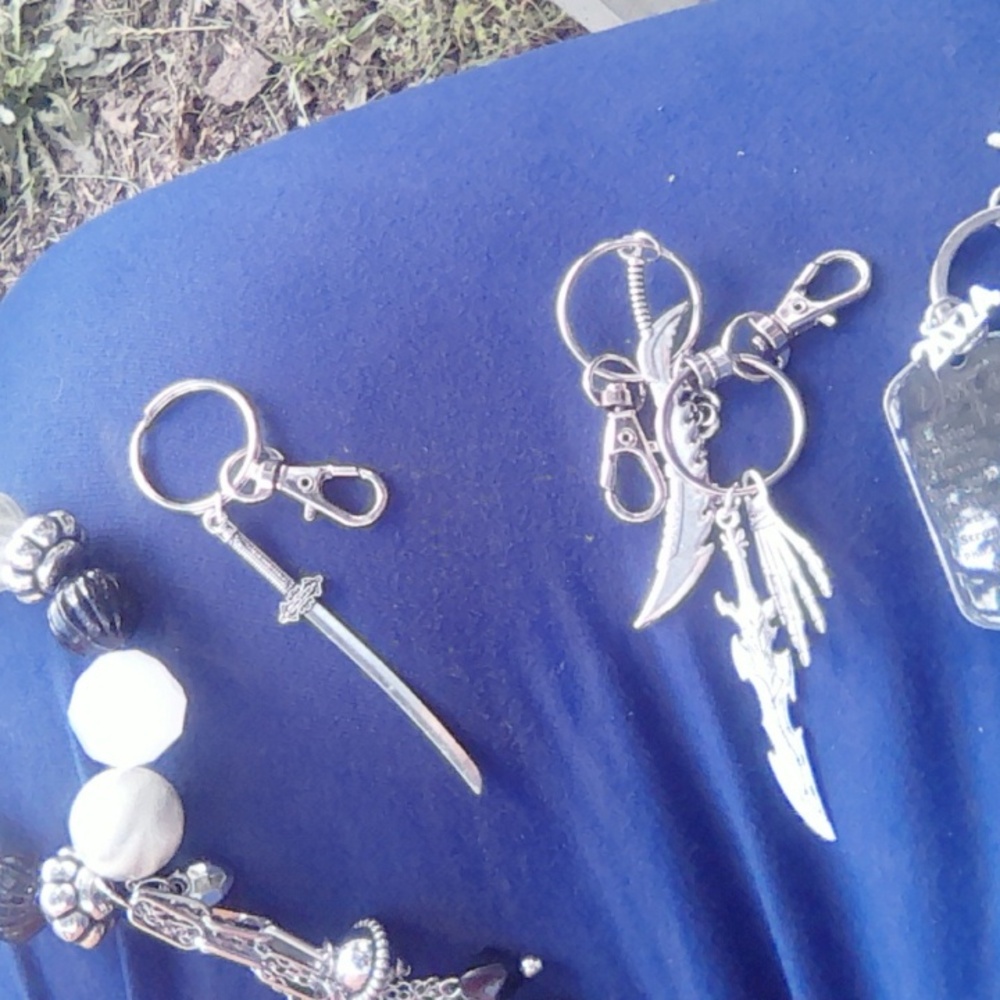 Keychain - Picture 2 of 2